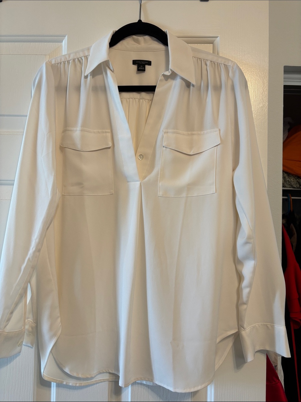 Ann Taylor Factory White Long-Sleeve Dress Shirt with Chest Pocket never  wear